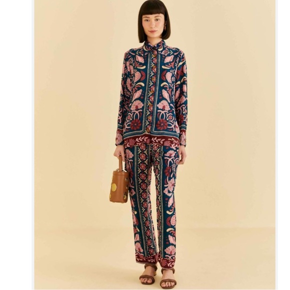 FARM Rio Seashell Tapestry Teal Cargo Pants. - Picture 2 of 7